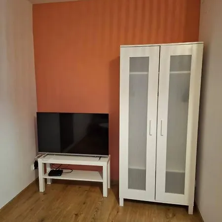 Top Apartment