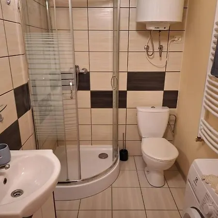 Top Apartment *